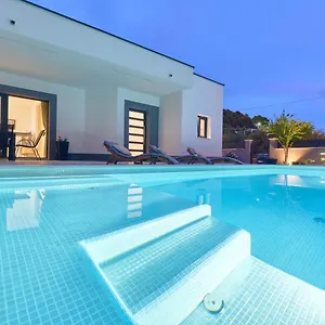  Apartment South Cliff Croatia